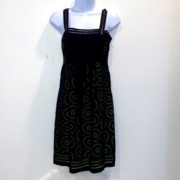 Cynthia Cynthia Steffe Black Eyelet Dress With Green Inlay Size 6 - Picture 1 of 13